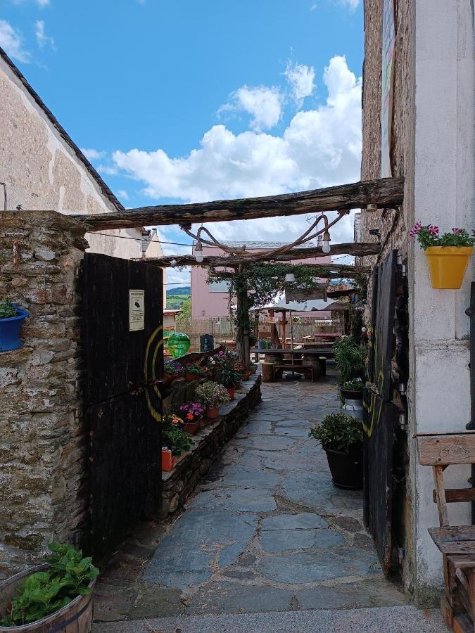 Pension Y Albergue Matias Locanda Саррия Экстерьер фото