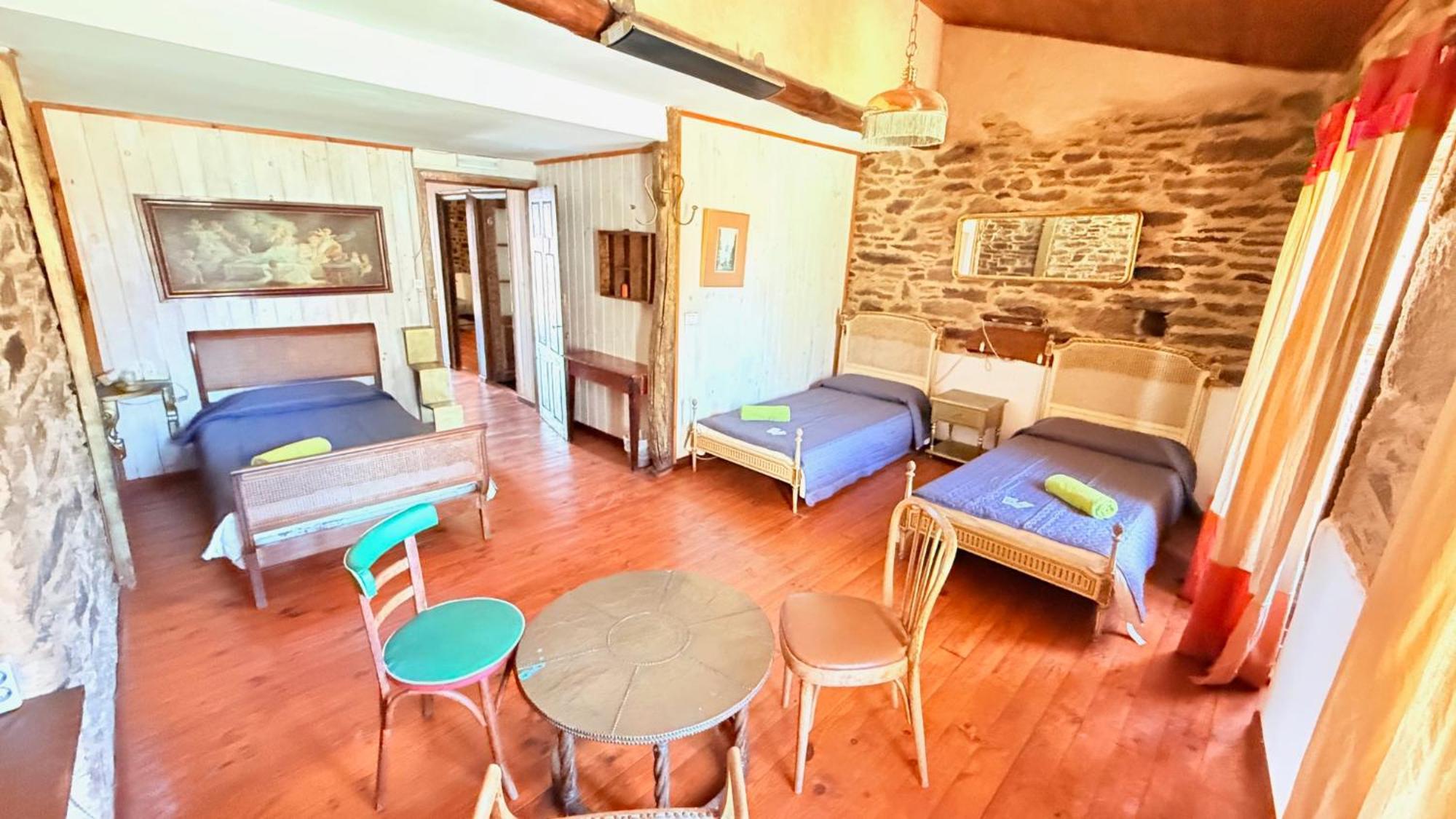 Pension Y Albergue Matias Locanda Саррия Экстерьер фото