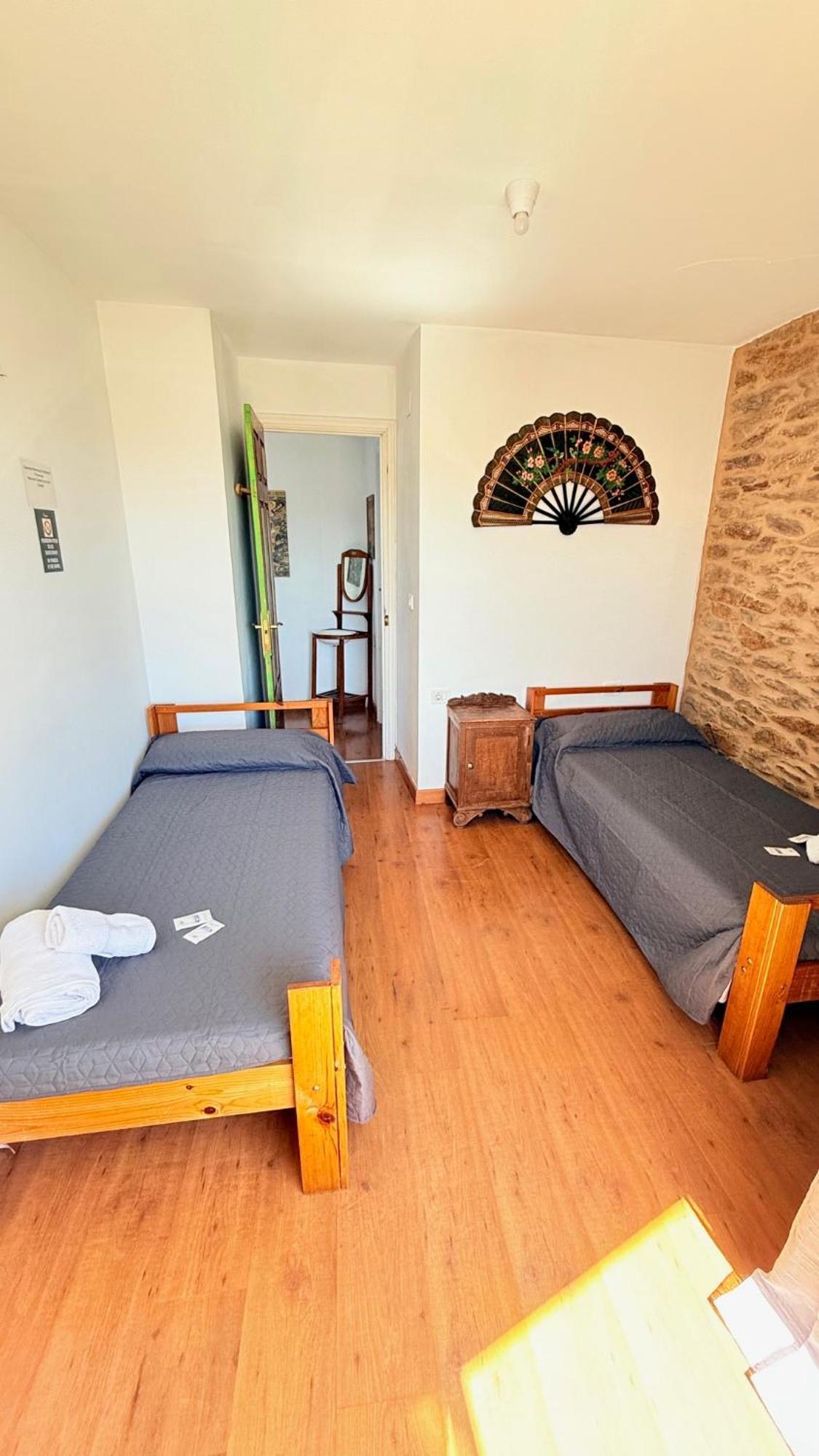 Pension Y Albergue Matias Locanda Саррия Экстерьер фото